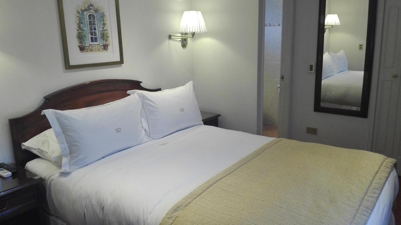 Hotel Boutique Orly Santiago Exterior photo